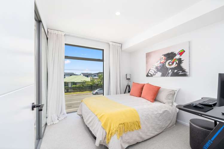 1/525 Madras Street St Albans_12