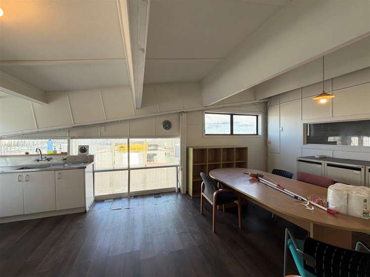 Unit J, 4 Morrin Road Saint Johns_5