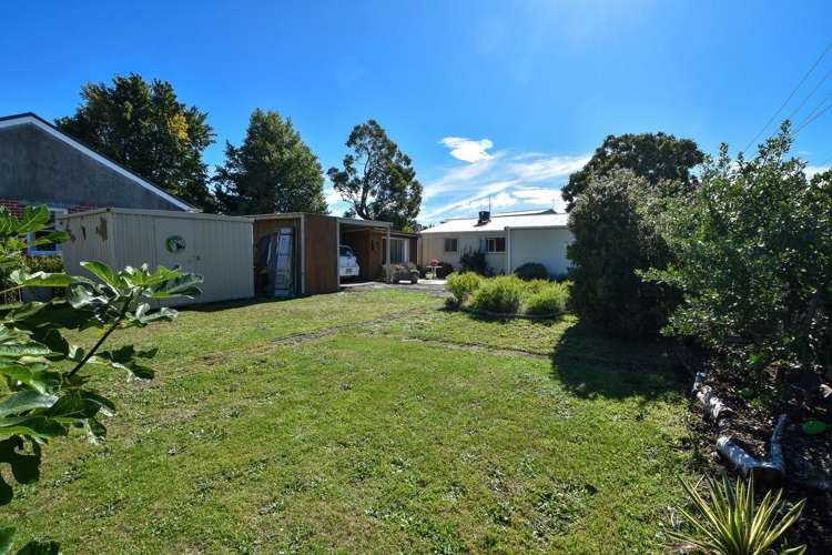 108 Broadway Carterton_24