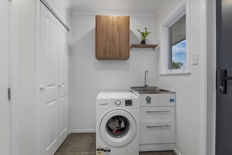 135 Brecon Road Stratford_24