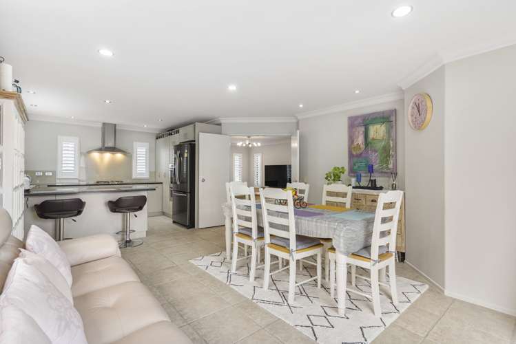 14 Phoenicia Court The Gardens_4