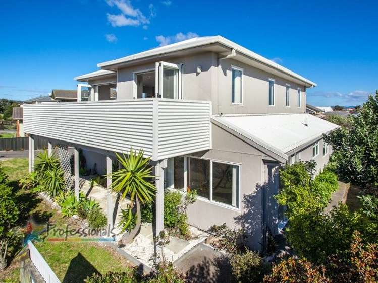 5 Esplanade Rise Coastlands_22