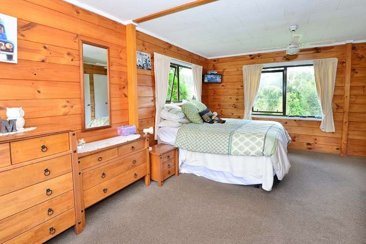 59 Pipitiwai Drive Helensville_11