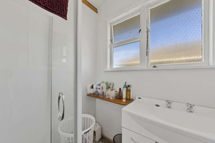 42 Eureka Street Aranui_13