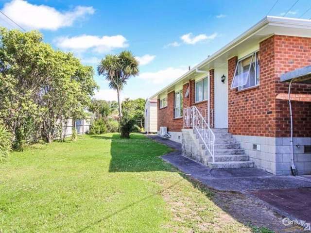 44 Coniston Avenue Te Atatu South_1