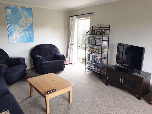 14 Araminta Place Beachlands_2