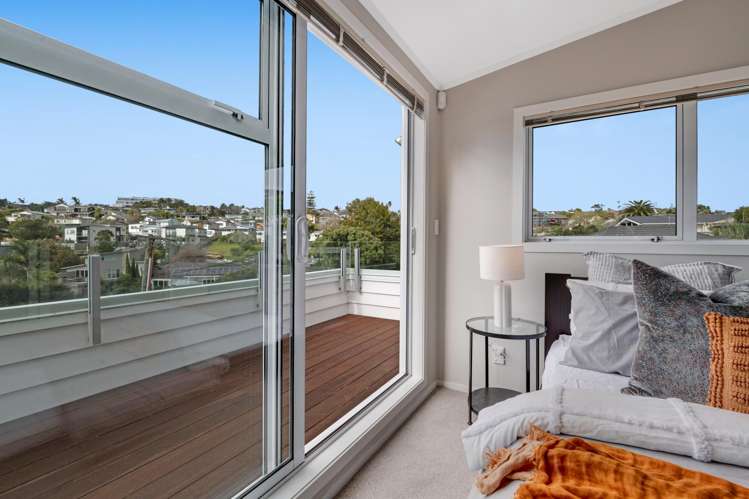 21 Korotaha Terrace Rothesay Bay_12