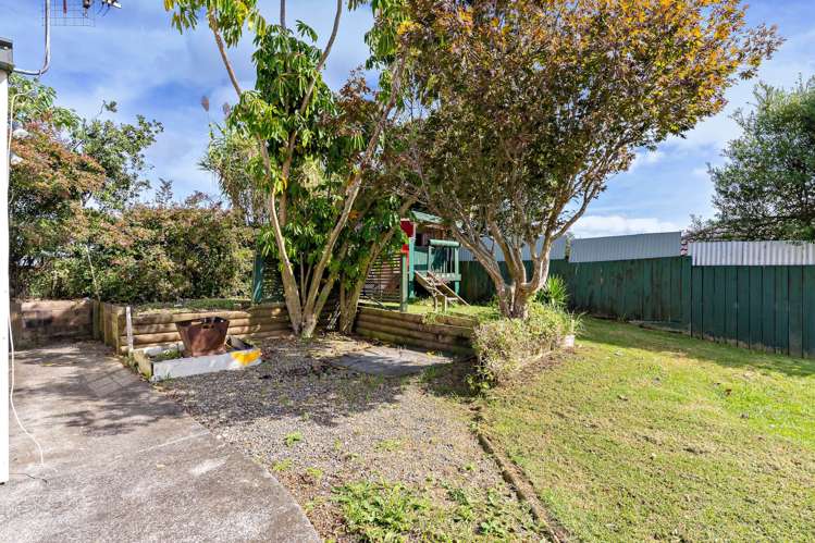 11 Buchanan Road Kingseat_21