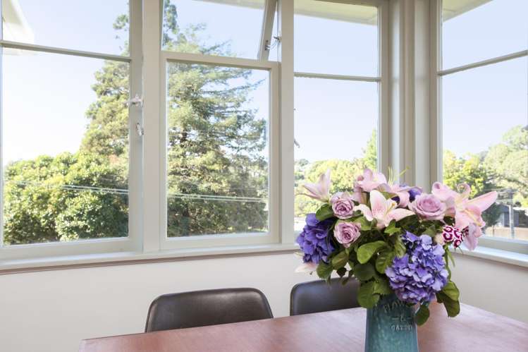 60 Derwent Crescent Titirangi_7