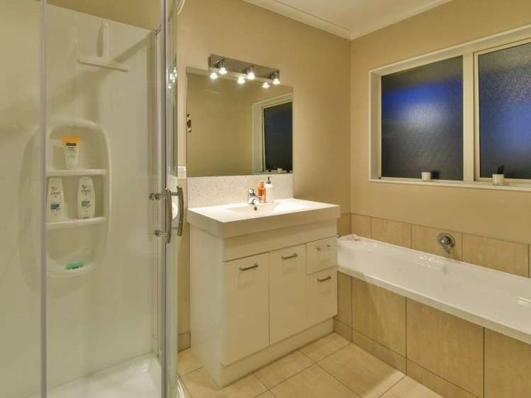 223a Hill Road The Gardens_16