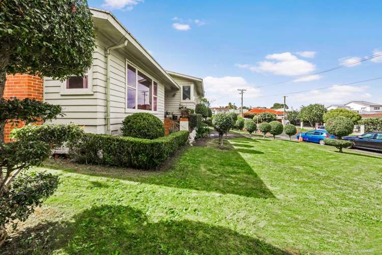 4/27 Britton Avenue Mount Roskill_5