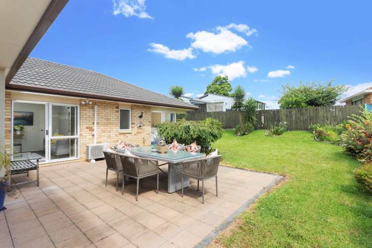 22 Belfry Place Wattle Downs_12