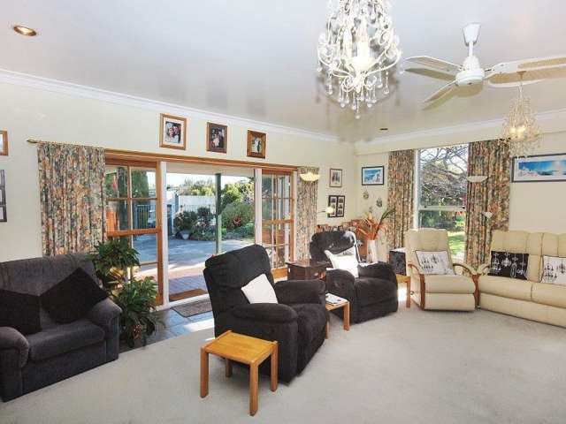 18 Moore Crescent Carterton_1