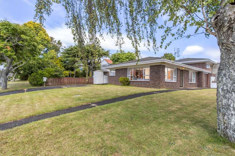 1/5 Ryburn Road Mount Wellington_2