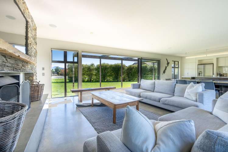 13 Orchard Road Wanaka_7