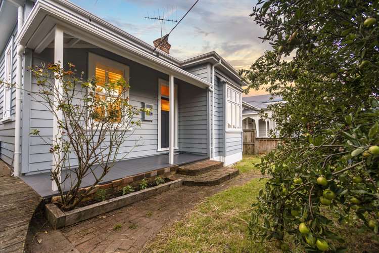 3 Cautley Street Stanley Point_3