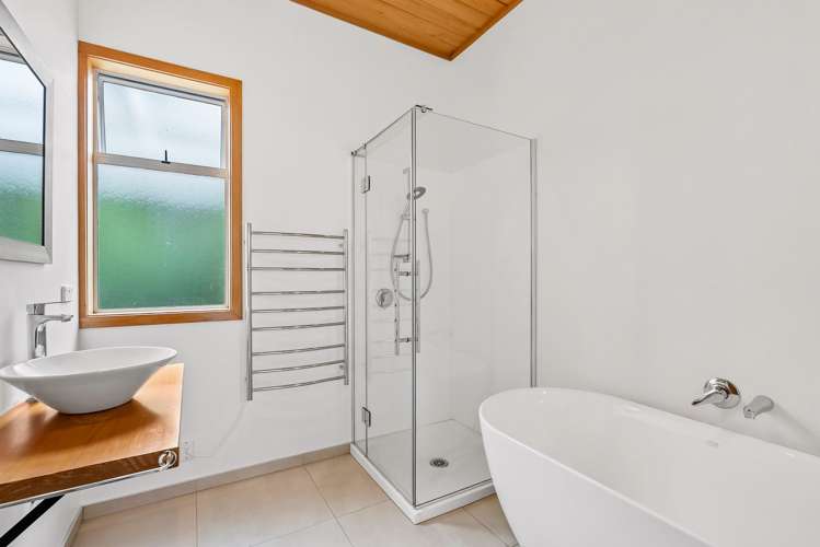 14A Mains Avenue Kensington_13