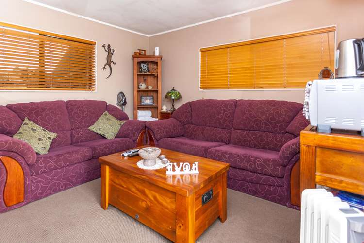 106 Ngati Pu Place Whangamata_10