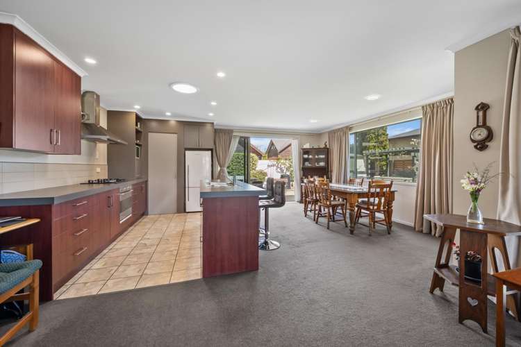 35 Larch Crescent Alexandra_17