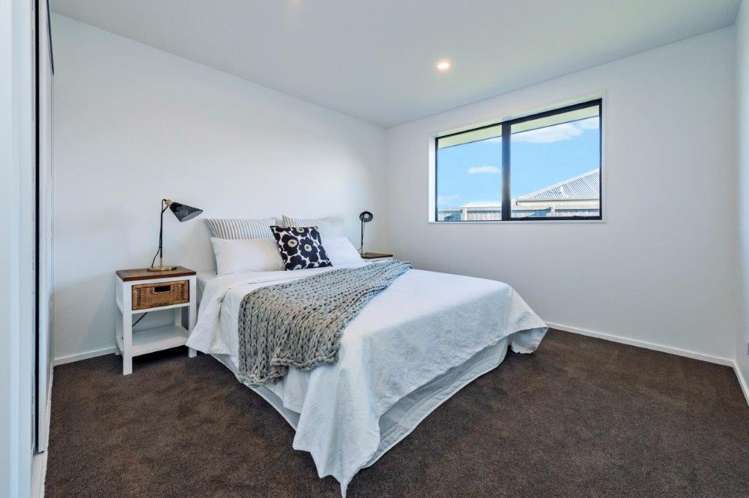 34 Halpin Drive Lincoln_16