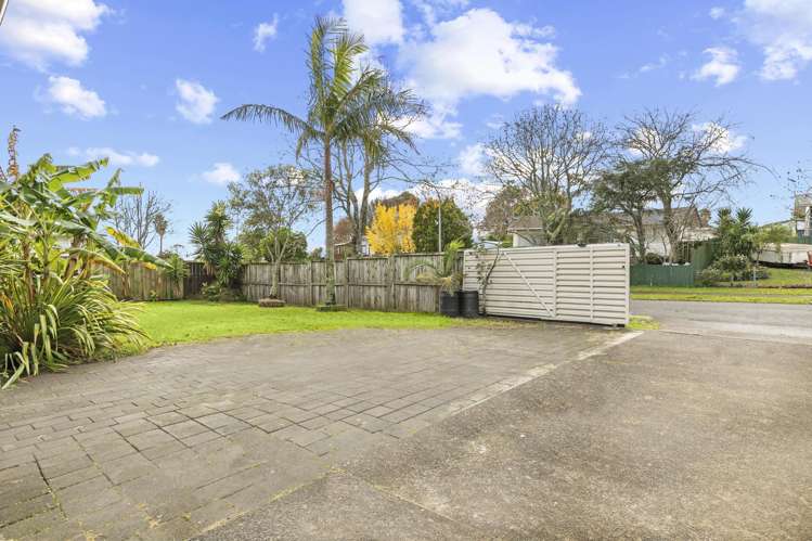 54 Sikkim Crescent Clover Park_17