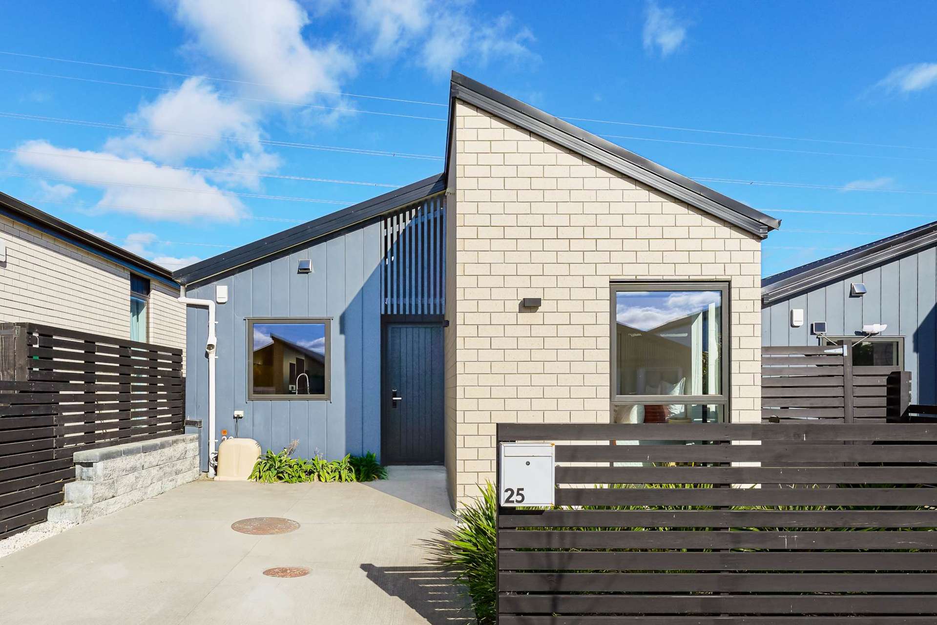 25 Paretao Street Massey_0