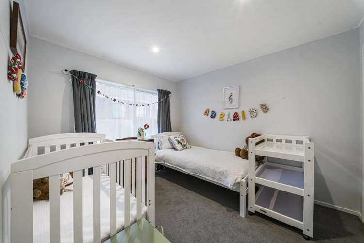 4 Bosnyak Drive Te Atatu South_10