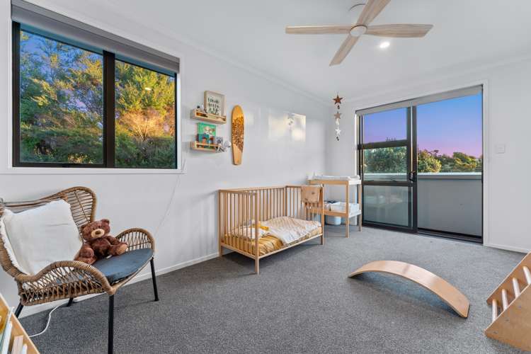 215 Kyle Road Greenhithe_9