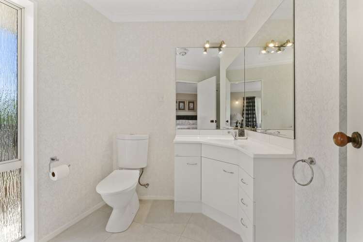 2 Eighth Avenue Tauranga Central_13