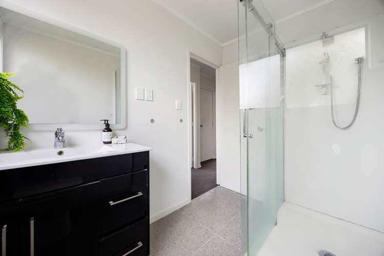 56 Pelorus Street Glenview_9