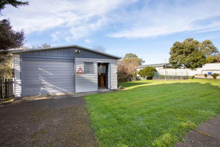 82 Guy Street Dannevirke_22
