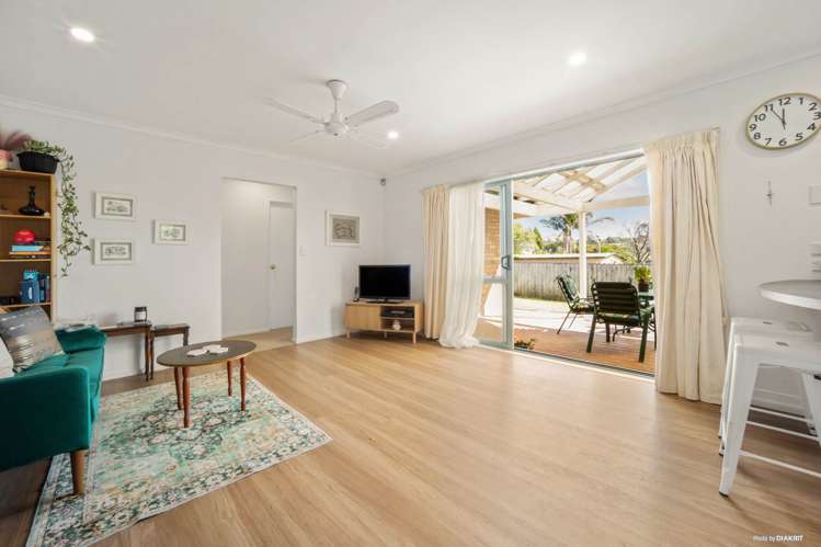 28 Roy Maloney Drive Henderson Heights_11