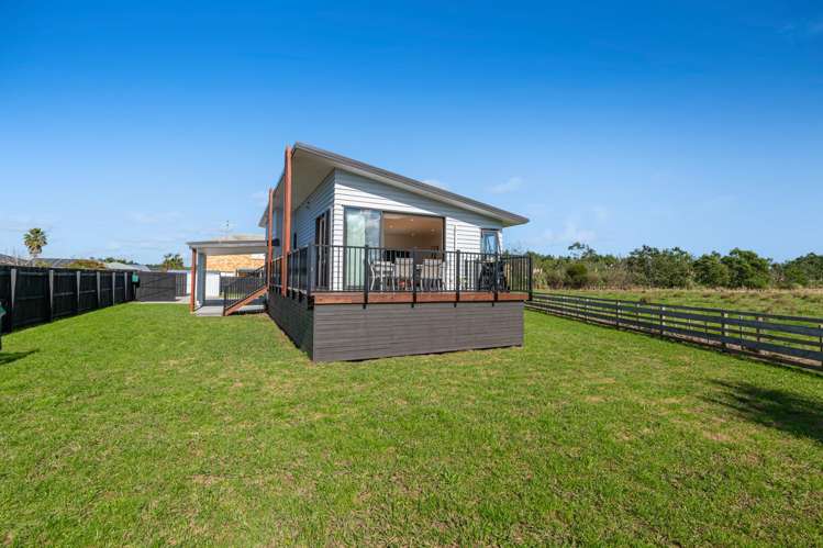 30 Aitkenhead Court Parakai_7