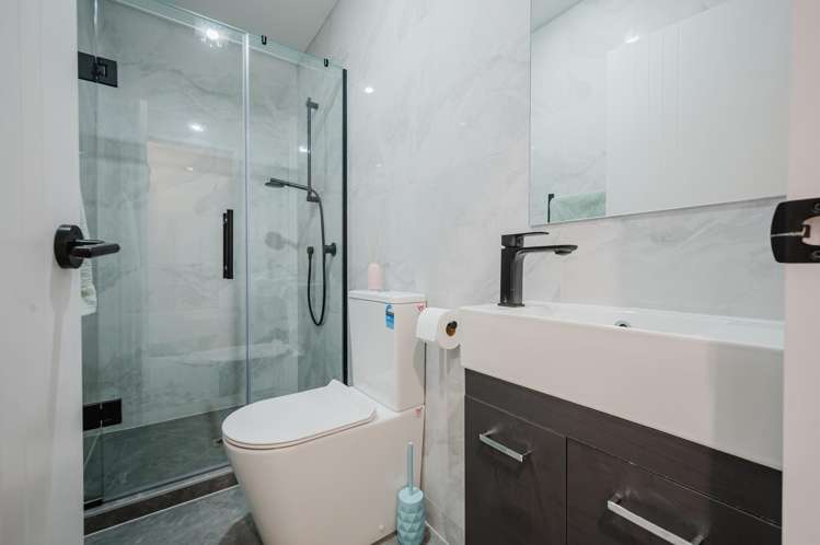 68 Wallace Road Hobsonville_6