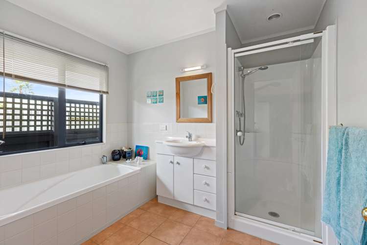 27 Olympus Grove Papamoa_18