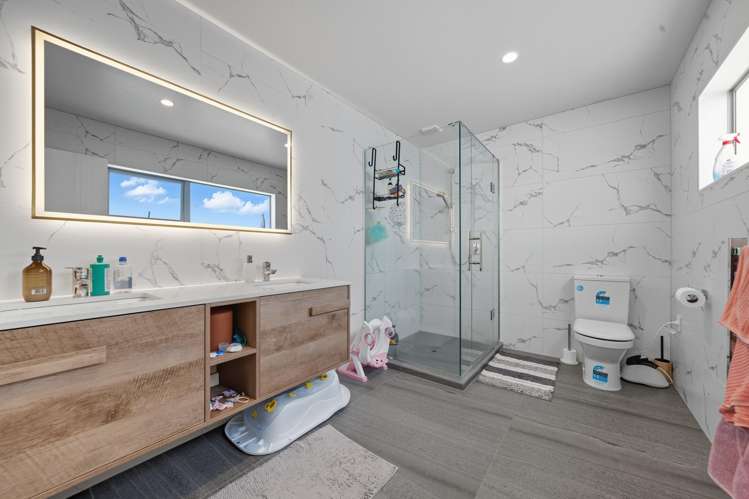 32b Tirimoana Road Te Atatu South_8