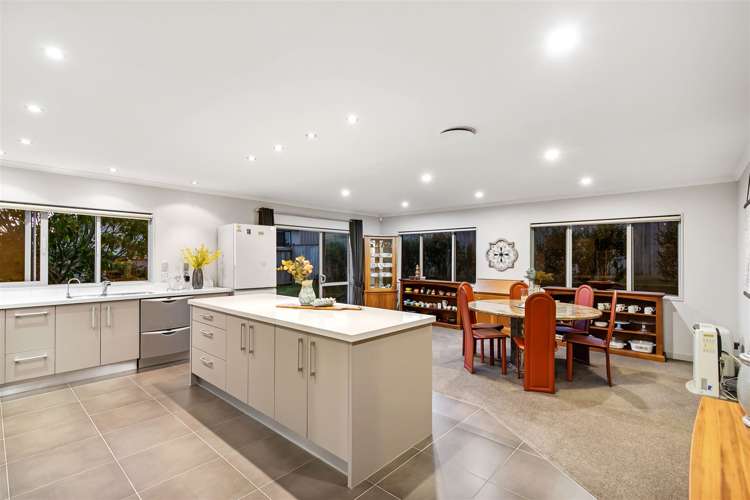 12 Chard Place Flat Bush_7