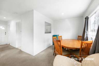 2/50 Panorama Road_4