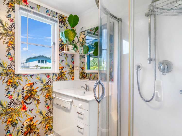 5A Peter Place Mangakakahi_10