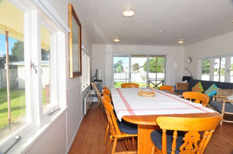 330 Ocean Road Whangamata_6