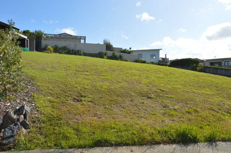 9 Te Whai Street Mangawhai Heads_5