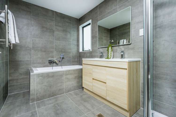 8/10 Arney Road Ranui_17