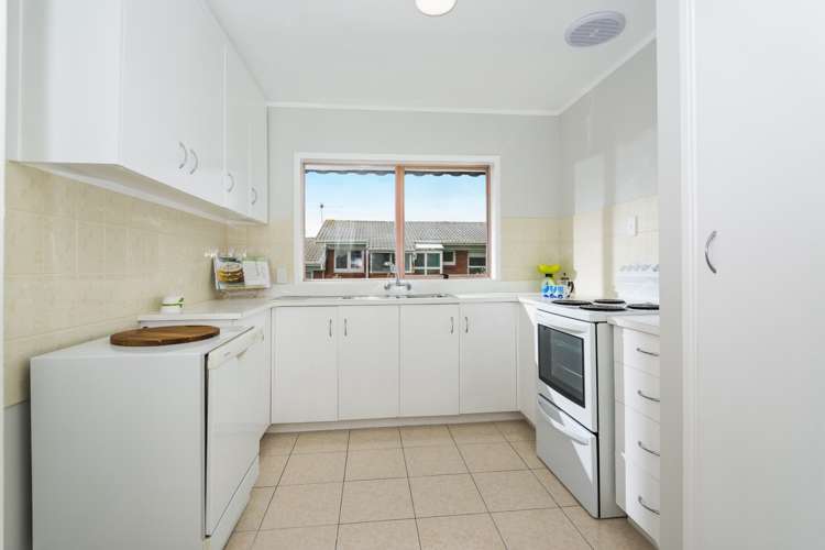 3/8 Hart Road Hauraki_9