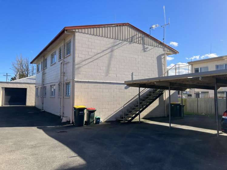 1/142 Firth Street 1074_0