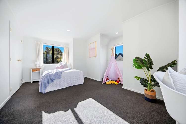 2/172 Chivalry Road Glenfield_9