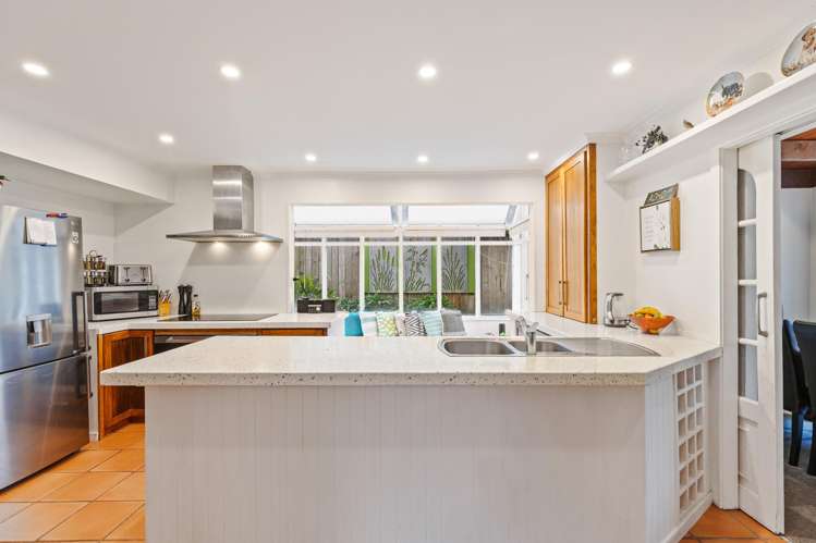 16 Awhiorangi Promenade Swanson_14