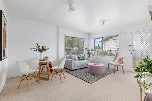 2/85 Mount Smart Road Onehunga_3