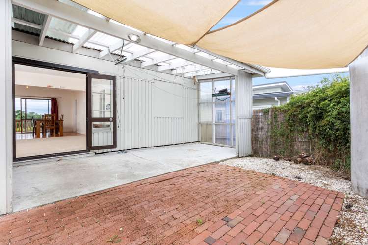 65 Brightside Road Stanmore Bay_16