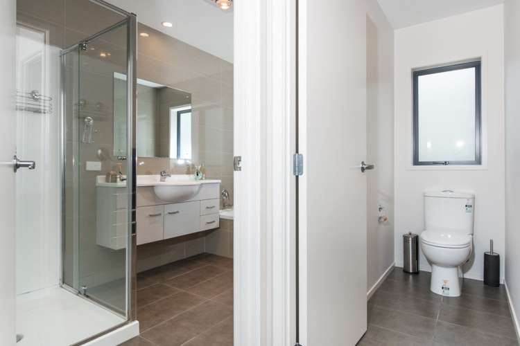 8a Coral Crescent Panmure_15