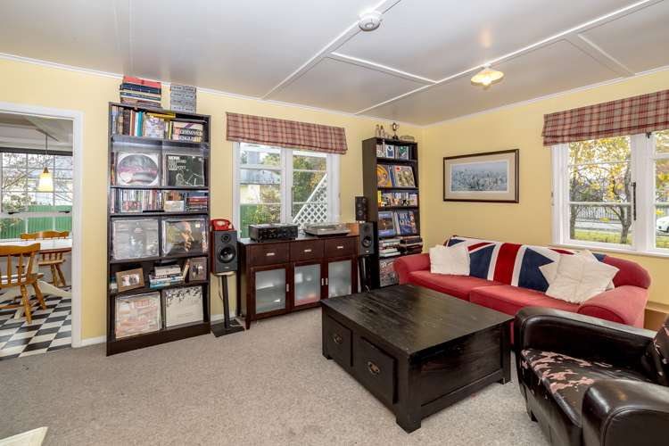 2 Kuratawhiti Street Greytown_5